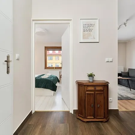 Na Szancach With Balcony By Renters 아파트 브로츠와프