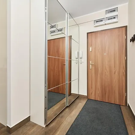 아파트 Na Szancach With Balcony By Renters 브로츠와프